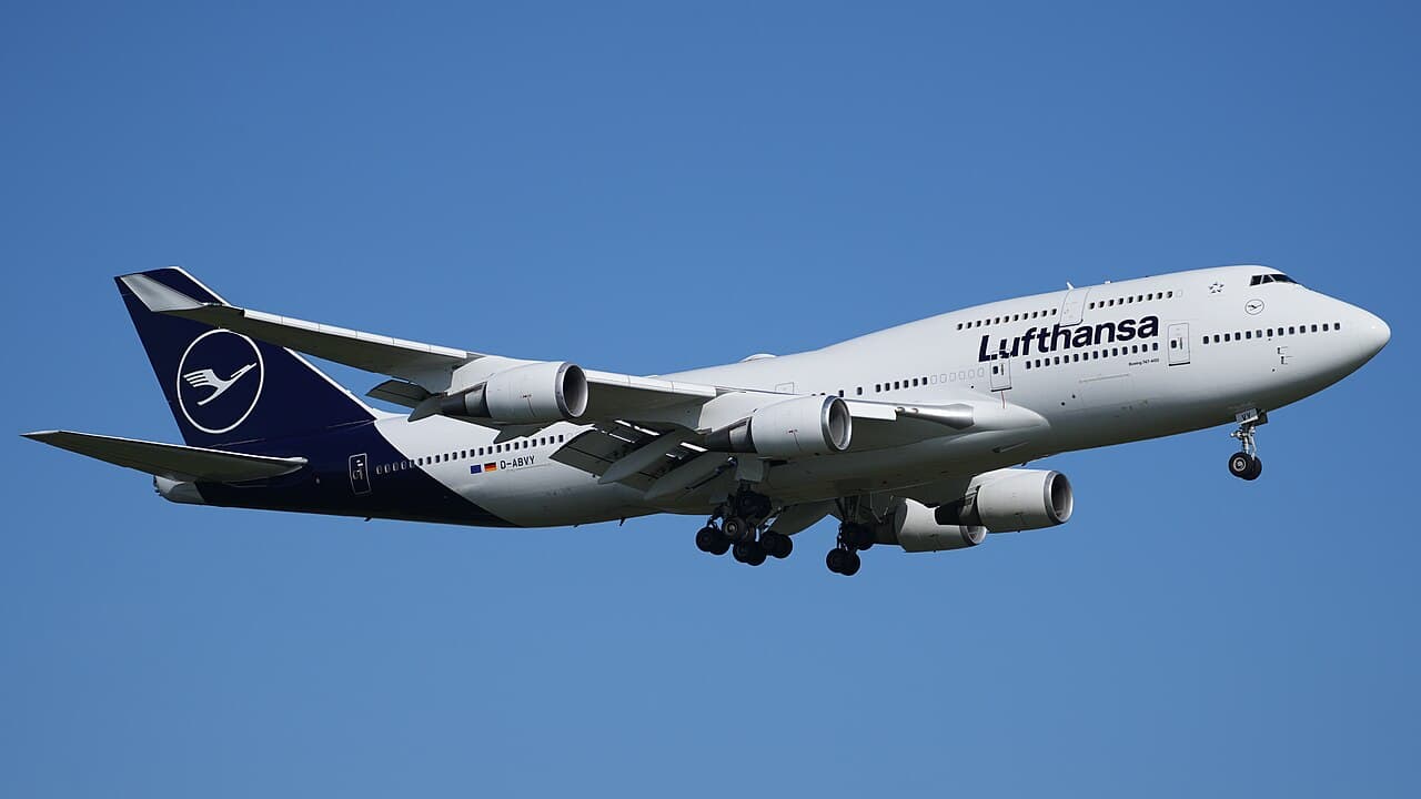 Airliners